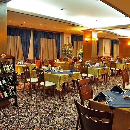 Emerald - Complex Aparthotel 4*