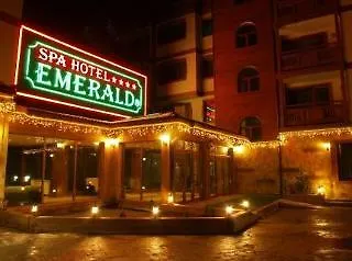 Emerald Apartment-complex Отель